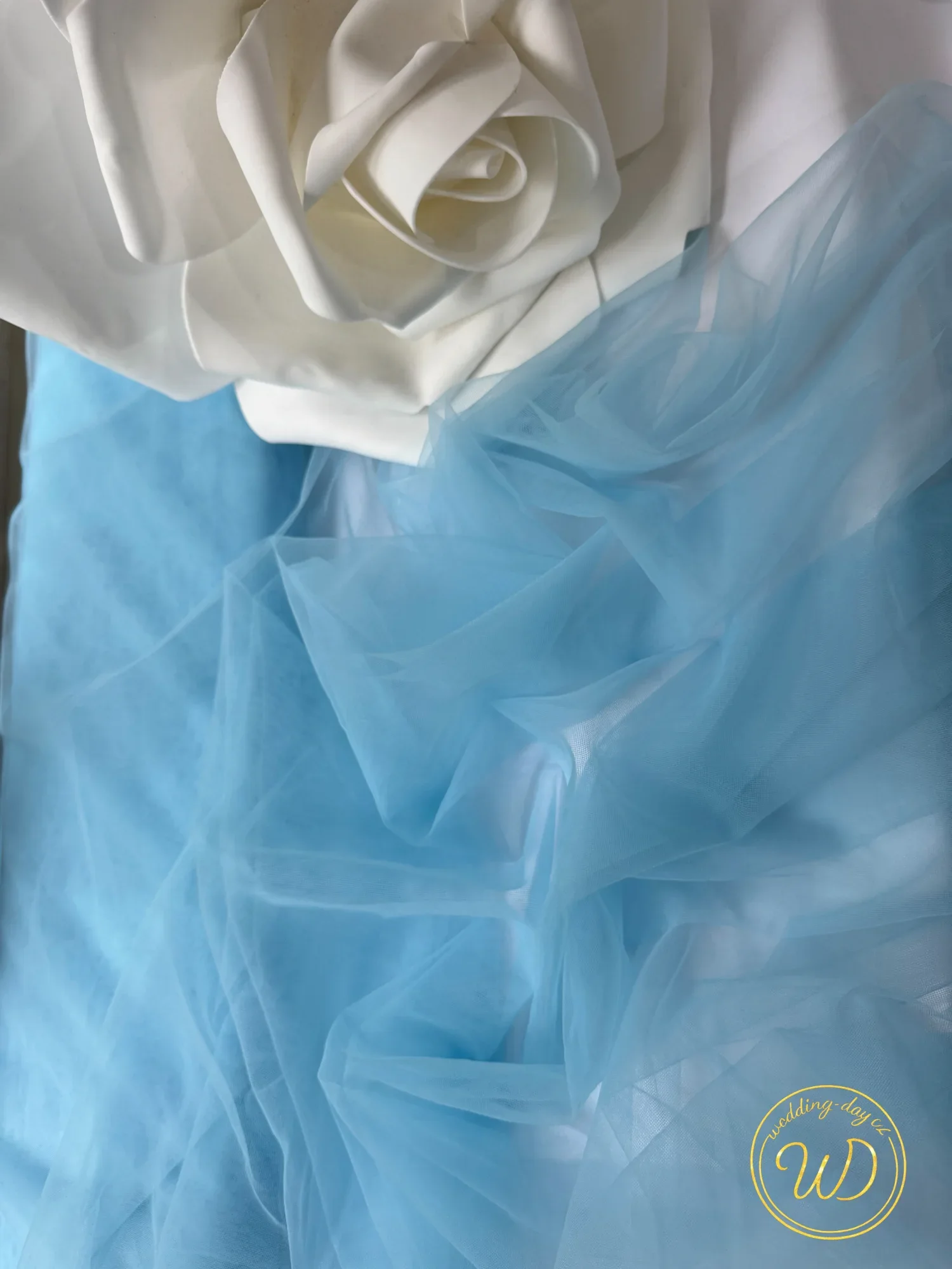 Tyl LIGHT BLUE