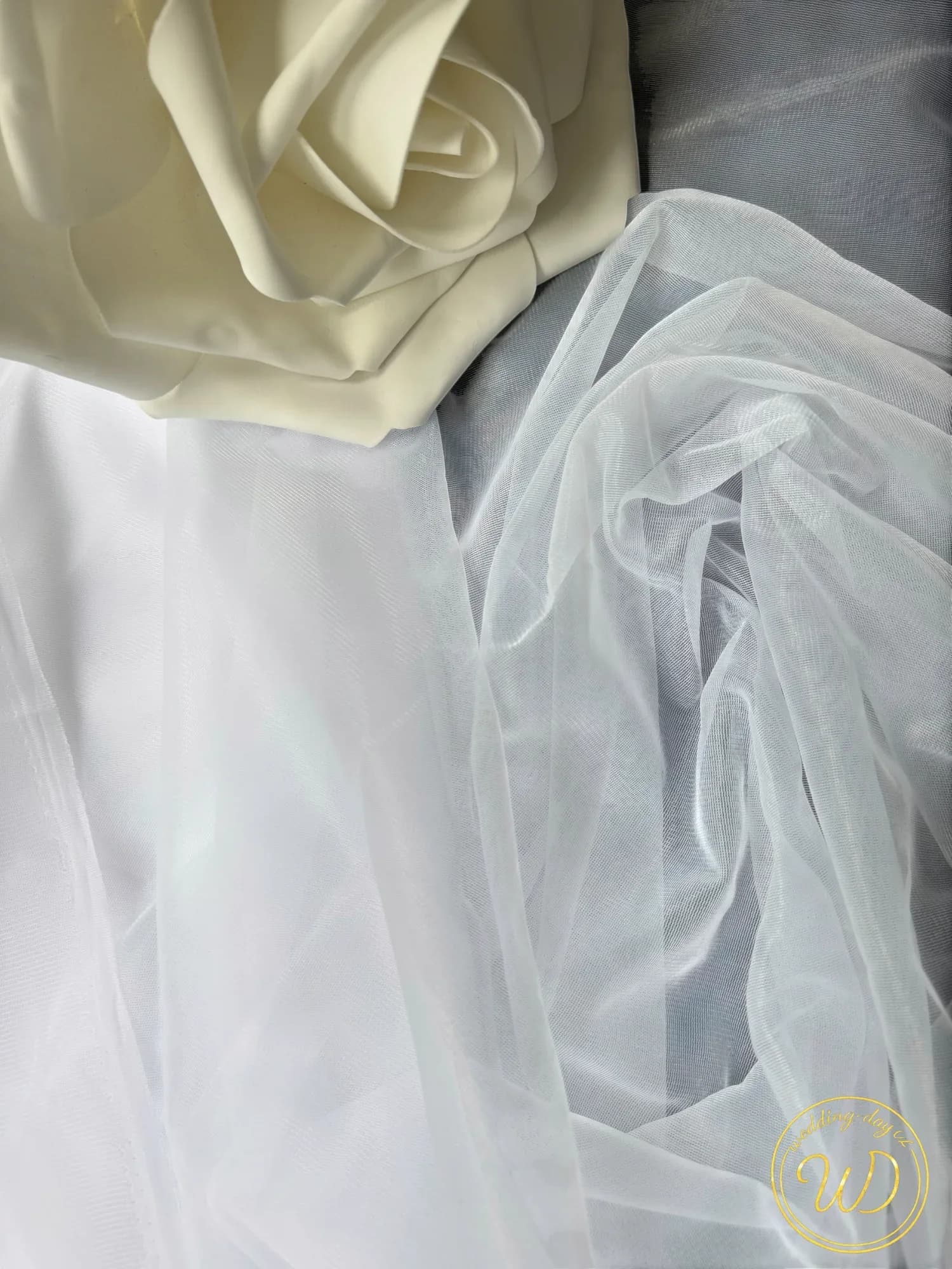 Tyl PURE WHITE